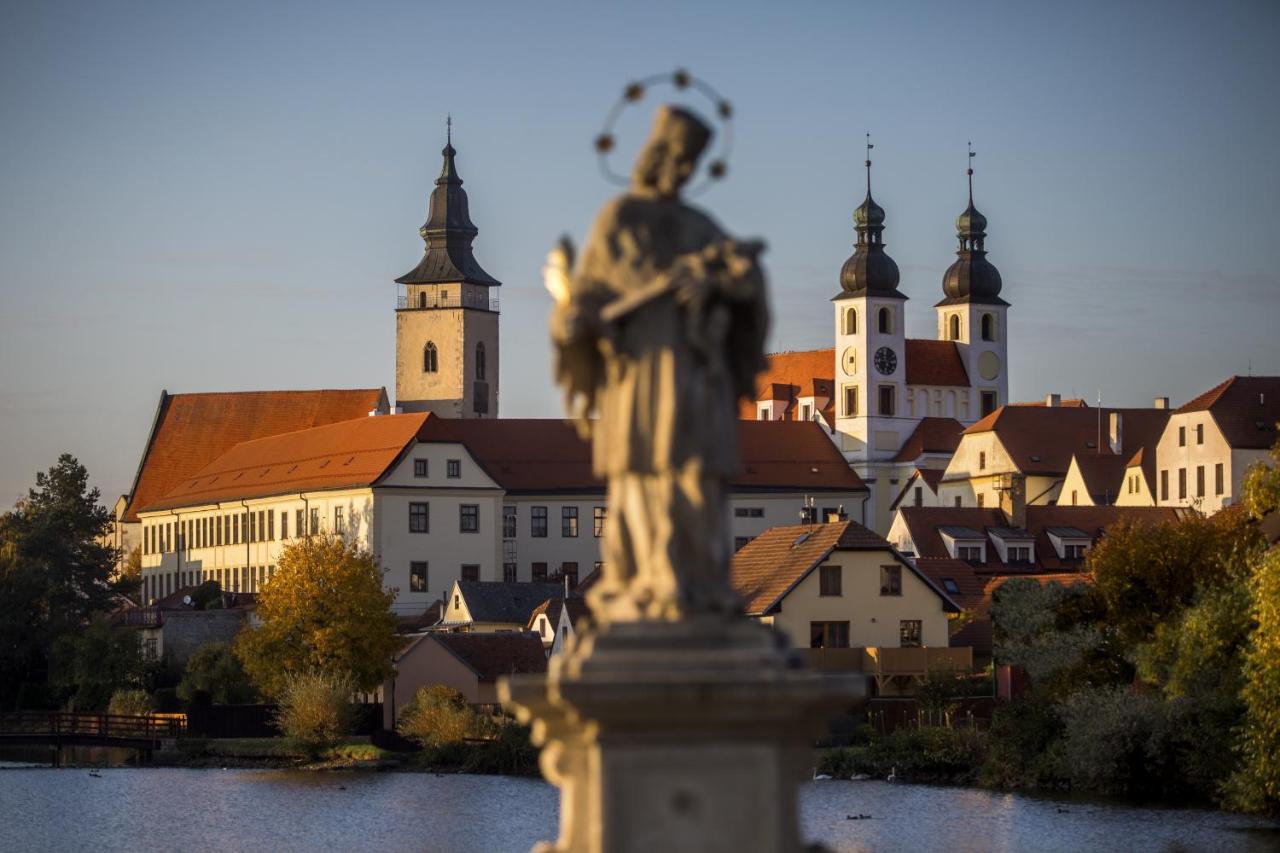 Penzion Pansky Dvur Telc Luaran gambar