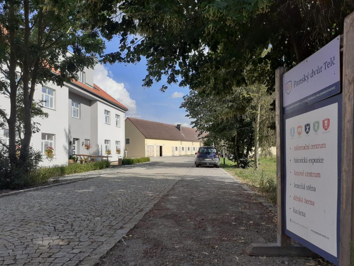 Penzion Pansky Dvur Telc Luaran gambar