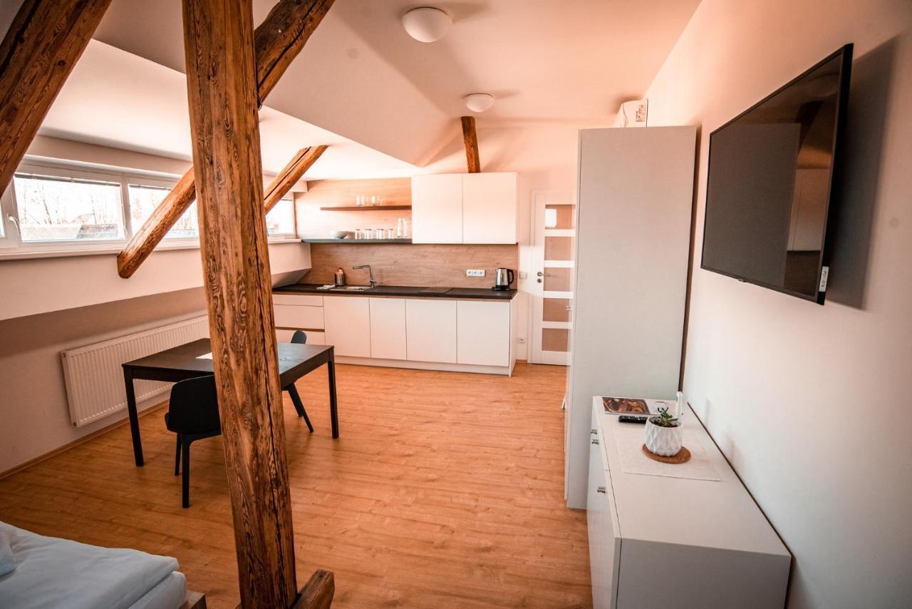 Penzion Pansky Dvur Telc Luaran gambar